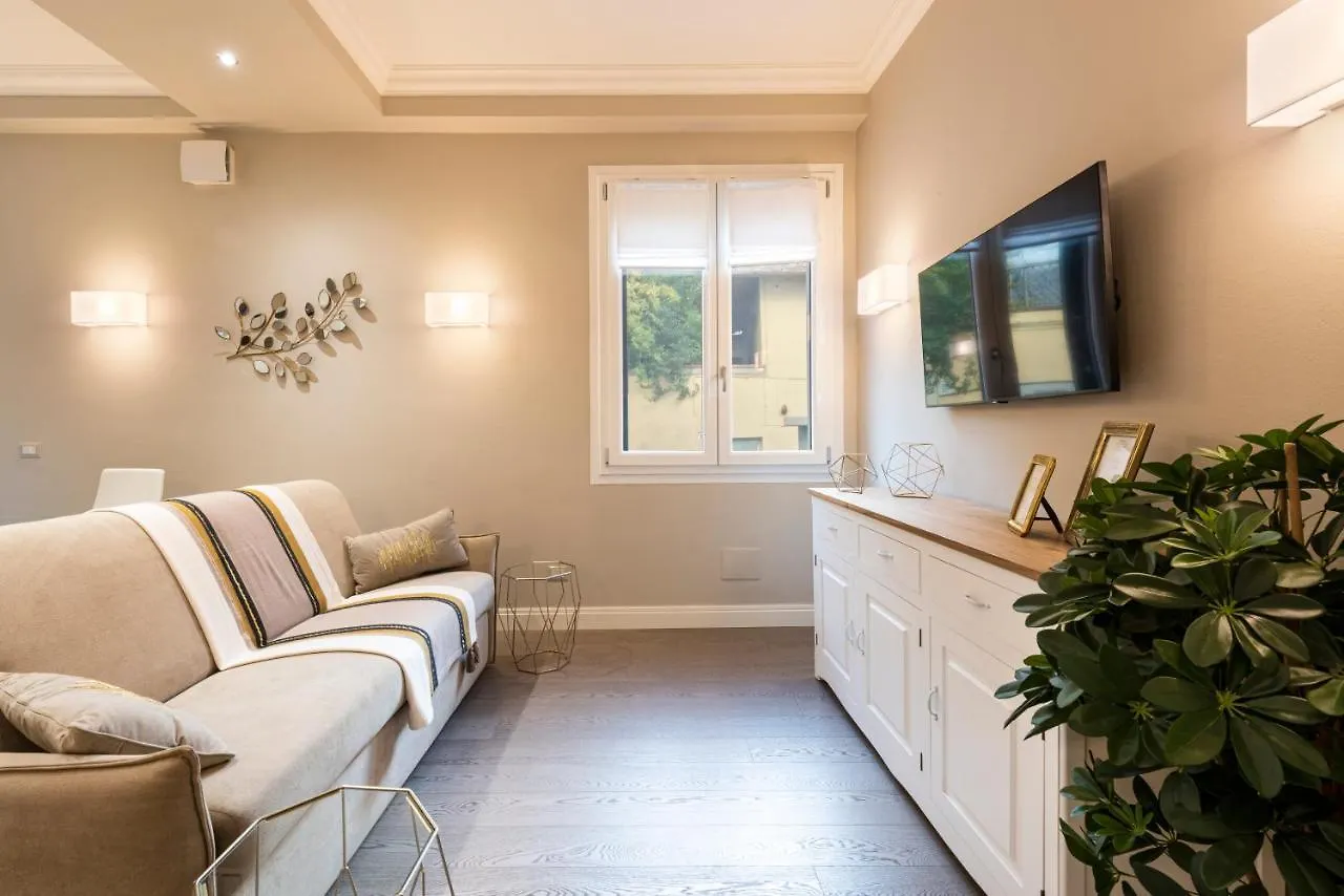 Michelangelo Hideaway By Mmega Apartment Florence
