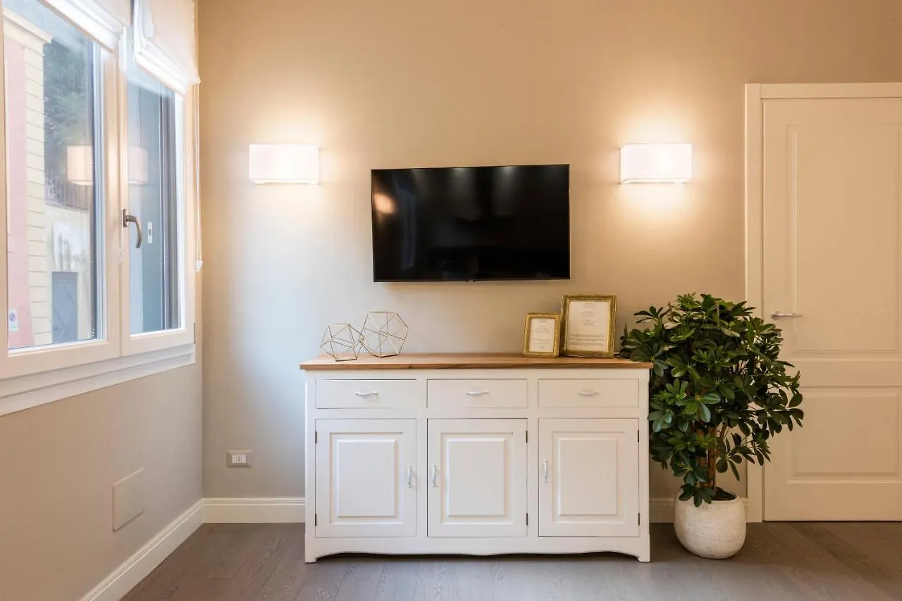 Michelangelo Hideaway By Mmega Apartment Florence